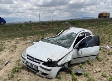 Niğde’de doktor ve eşi kazada yaralandı
