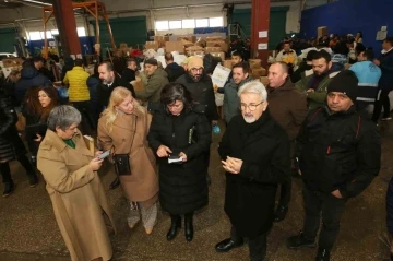 Nilüfer’de yardım seferberliği sürüyor
