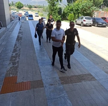 Ödemiş’te polis ekipleri suçlulara göz açtırmıyor
