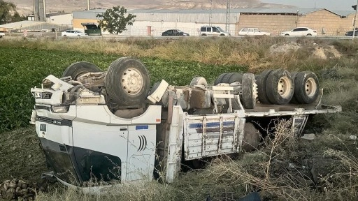 Öğretmenleri taşıyan araç kaza yaptı: 2 ölü, 4 yaralı