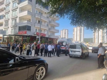 Okuldan çıkıp evine giden öğrenciye otomobil çarptı
