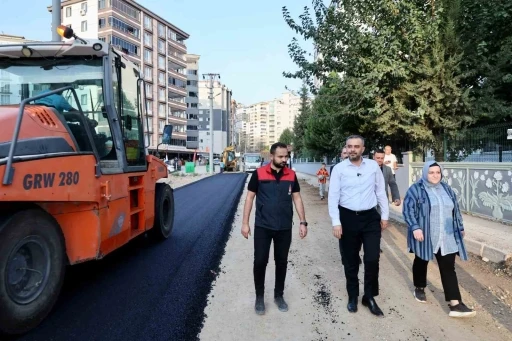 Onikişubat Belediyesi’nden asfalt atağı
