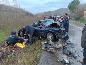 Ordu’da 2 otomobil çarpıştı: 3 yaralı
