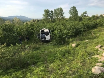 Ordu’da minibüs fındık bahçesine uçtu: 11 yaralı
