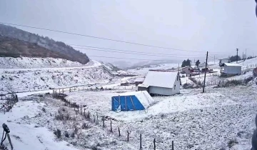 Ordu’da yaylalar beyaza büründü
