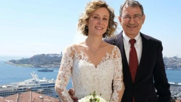 Orhan Pamuk, 10 yıldır aşk yaşadığı Aslı Akyavaş ile nikah masasına oturdu