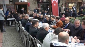 Osmangazi Belediye Başkanı İle Esnaf Kahvaltıda Buluştu