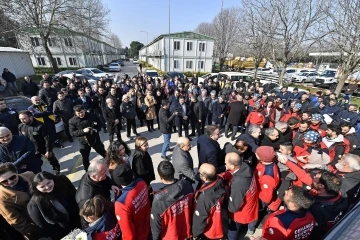 Osmangazi ekiplerine duygusal karşılama
