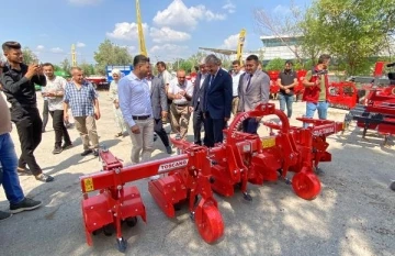 Osmaniye’de çiftçilere hibe destekli makine-ekipmanları dağıtıldı
