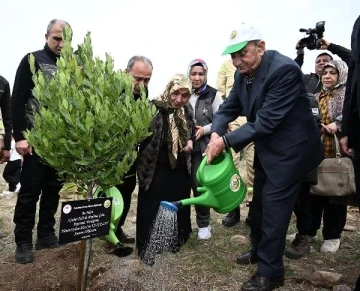 Osmaniye’de depremde vefat eden 1009 kişi adına fidan dikildi