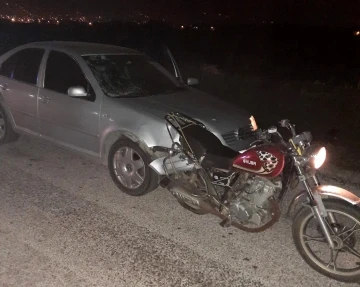 Osmaniye’de otomobil motosiklete çarptı: 2 yaralı
