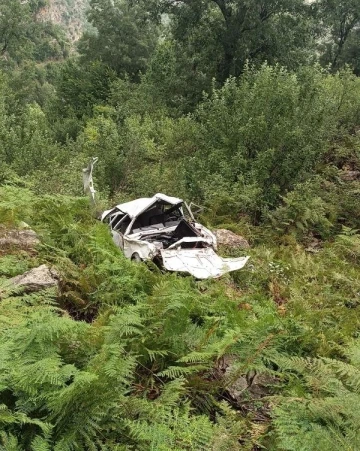 Osmaniye'de trafik kazası: 1 ölü, 4 yaralı/ Ek Fotoğraflar