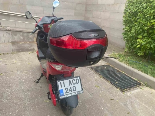 Otomobil ile motosiklet çarpıştı: 1 yaralı
