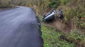 Otomobil takla attı: Sürücü ölümden döndü
