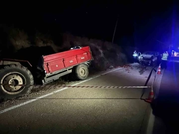 Otomobil traktöre arkadan çarptı: 1 ölü, 3 yaralı
