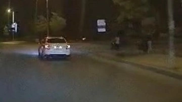 Otomobilden bebek arabasının altına torpil atan 2 şüpheli yakalandı