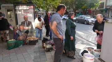 (ÖZEL) ’Toplaması zahmetli yemesi lezzetli mantar’ için pazar kuruldu
