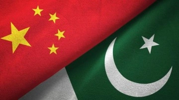 Pakistan Başbakanı, 1 milyar doları yeniden finanse eden Çin'e teşekkür etti