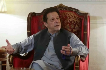 Pakistan’ın eski Başbakanı Khan’a 5 yıl siyasi yasak
