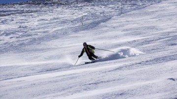 Palandöken Kayak Merkezi Kış Sezonunu Dolu Dolu Geçiriyor