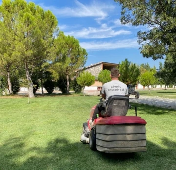 Park Bahçeler çalışıyor, Çivril güzelleşiyor
