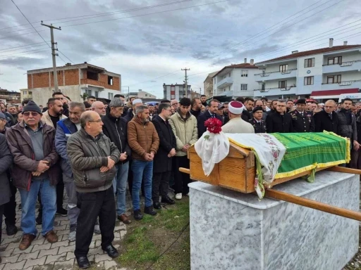 Patlamada hayatını kaybeden Seda Akın toprağa verildi
