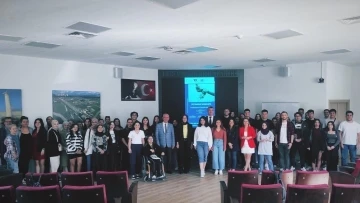 PAÜ’de işaret dilinin önemine dikkat çekildi
