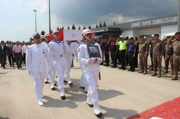 Pençe-Kilit şehidi Ömür Ertuğrul Sarı’nın naaşı Kocaeli’ye getirildi
