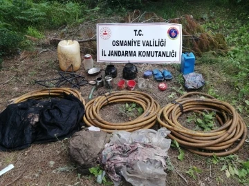 PKK’nın sığınağında yaşam malzemesi ele geçirildi
