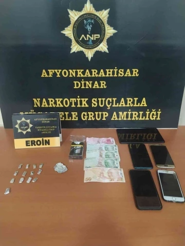 Polis eroin satışı yapmak isteyen torbacıyı yakaladı
