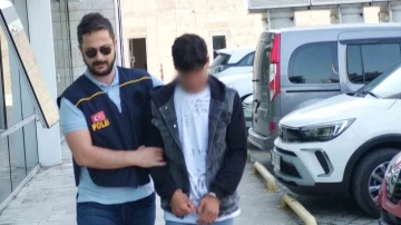 Polis tarafından aranan göçmen kaçakçısı Samsun’da yakalandı
