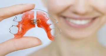 Prof. Dr. Ramoğlu: &quot;Ortodontik tedavi her yaşta mümkün&quot;
