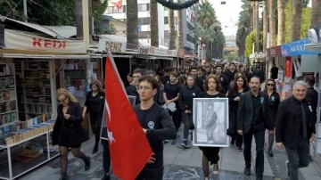 Radikal Eğitim Kurumları Ata’sını andı
