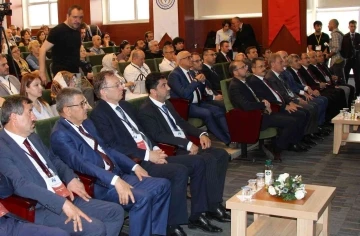 Rektör Aldemir, Adım Üniversiteleri toplantısına katıldı
