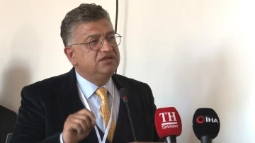 Rektör Kızıltoprak: &quot;İnsan hakları savunucuları nerede?&quot;
