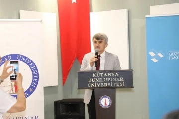 Rektör Uysal: &quot;Ahmet Yakupoğlu’nun eserlerini bilimle koruyoruz, o şekilde korumaya da devam edeceğiz&quot;
