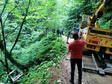 Rize’de cip uçuruma yuvarlandı: 1 yaralı
