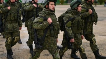 Rus ordusuna asker takviyesi