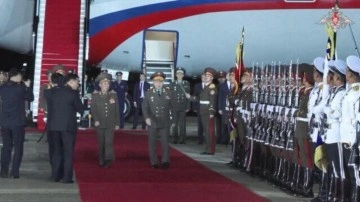 Rusya Savunma Bakanı Şoygu Kuzey Kore’de