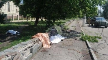 Rusya&rsquo;dan Donetsk&rsquo;e saldırı: 8 ölü, 4 yaralı