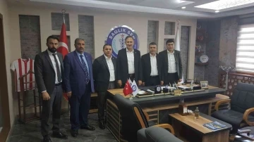 Sağlık Sen Genel Başkanı Durmuş Gaziantep Şubesini ziyaret etti
