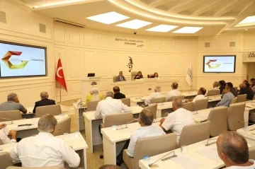 Şahin, Büyükşehir Meclisi’nde GastroANTEP çalışmalarını anlattı
