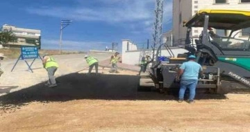 Şahinbey’de havalar ısında asfalt çalışmaları hız kazandı