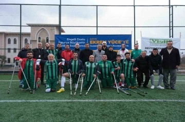 Sakarya Büyükşehir Ampute Futbol takımı evinde rüzgar gibi esti
