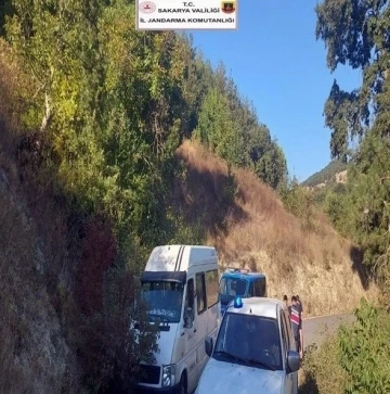 Sakarya’da 282 düzensiz göçmen ile 25 organizatör yakalandı
