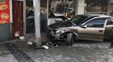 Sakarya’da yılın ilk günü feci kaza
