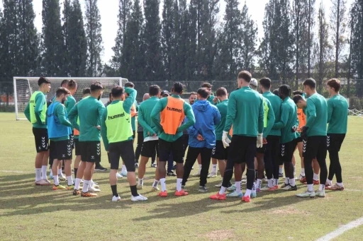 Sakaryaspor, Bandırmaspor mesaisinde
