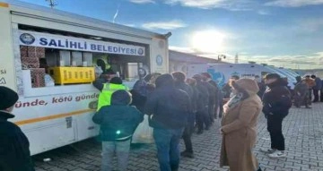 Salihli Belediyesi Adıyaman’da yürekleri ısıtıyor