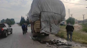 Saman yüklü kamyona arkadan çarpan araç sürücüsü ağır yaralandı
