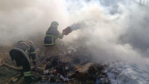 Samandağ’da çıkan kamışlık yangını söndürüldü
